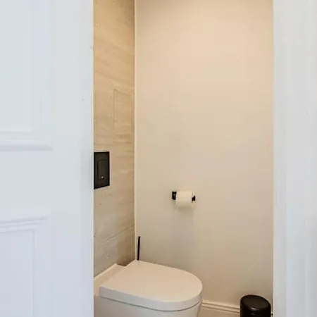 1bedroom Sacree Coeur Place Du Tertre Montmartre *